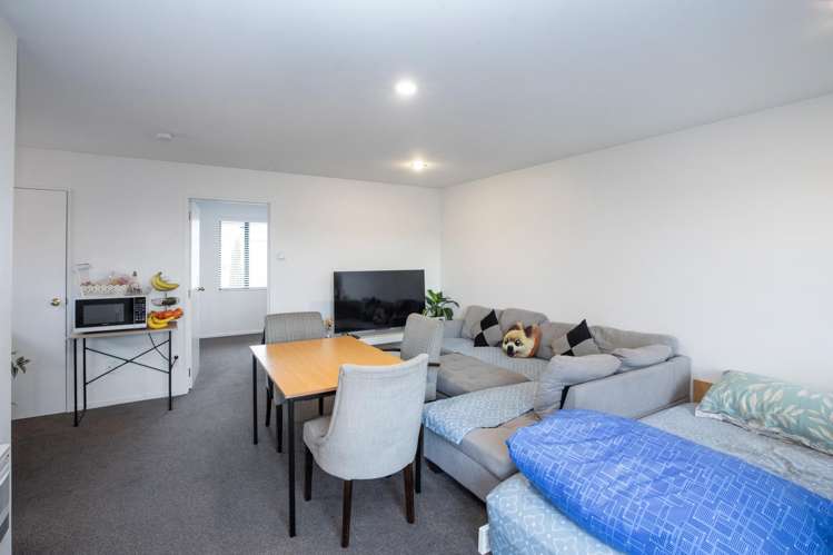 68 Thackeray Place Waltham_24