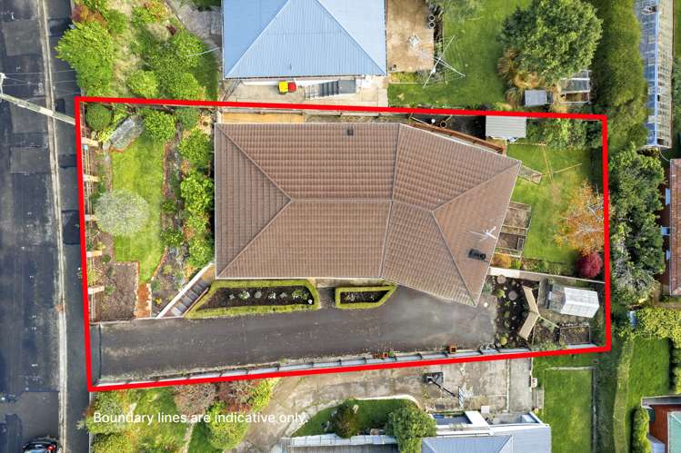 12 Delphic Street Sawyers Bay_25