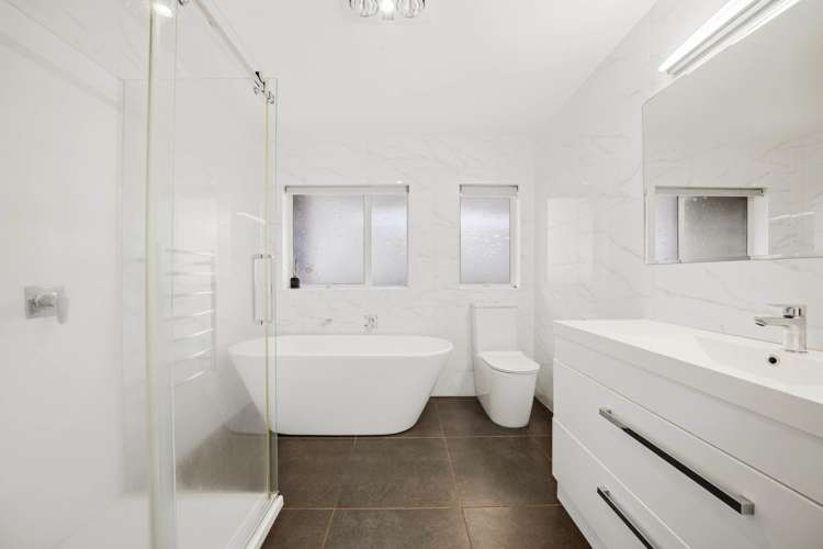 10 Montclair Rise Browns Bay_19