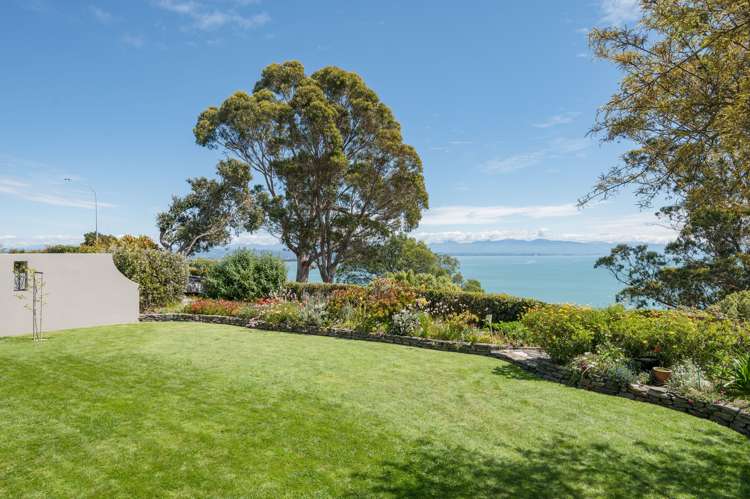 141 Princes Drive Britannia Heights_5