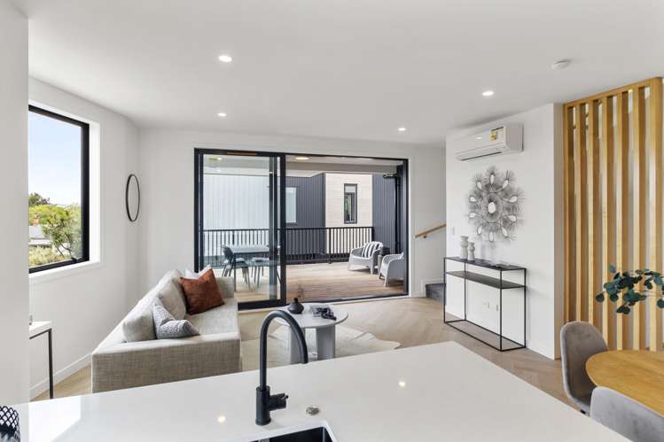 11/8 Bennett Road Pakuranga_8