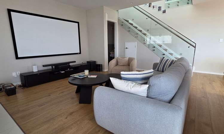 21 Meadowridge Drive Flat Bush_5