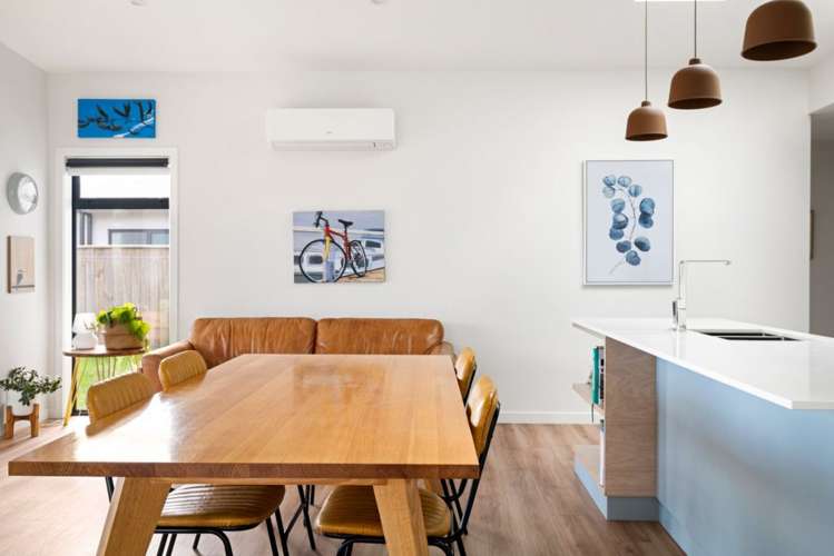 23 Hill Tops Way Stoke_7