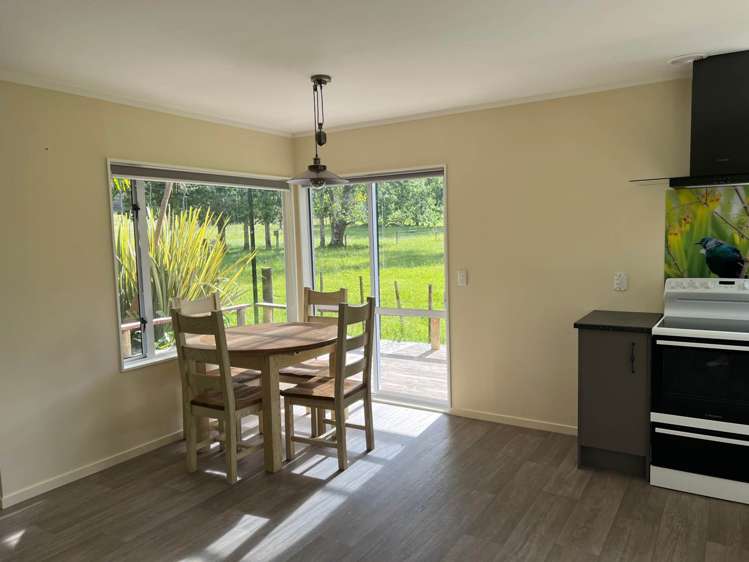 2850 Kaipara Coast Highway Glorit_2