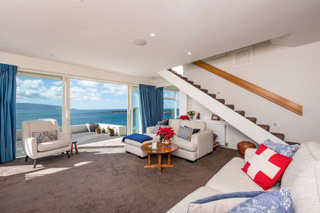 211 Derwent Street Island Bay_4