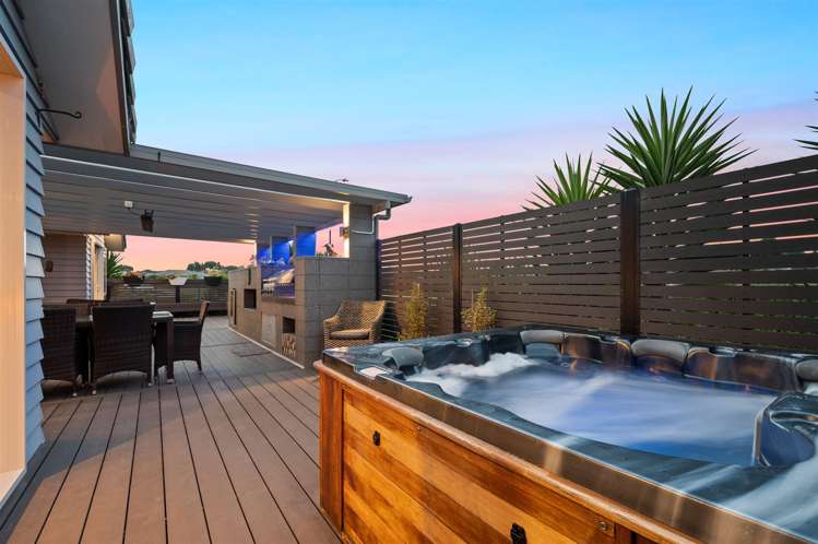 1 Orchard Terrace Riverhead_15