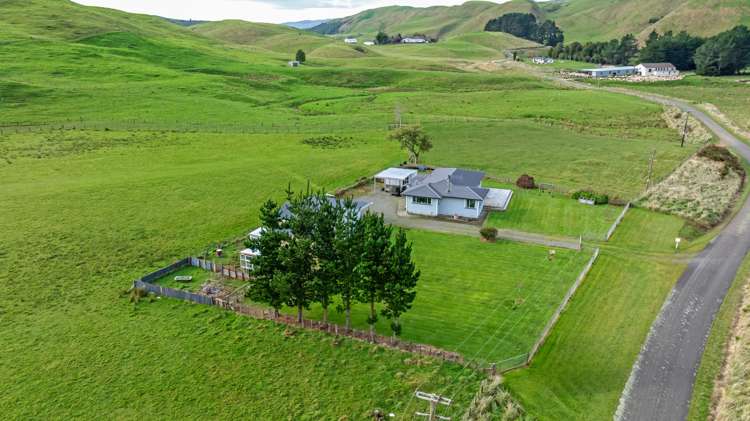 256 Pori Road Pahiatua_23