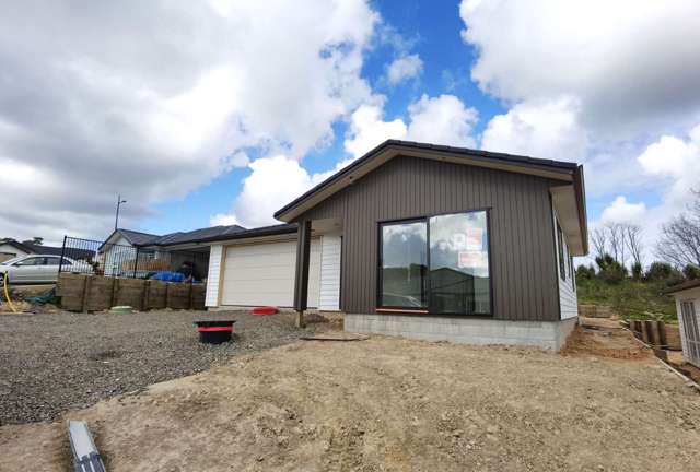 57 Accolage Boulevard Kumeu_3