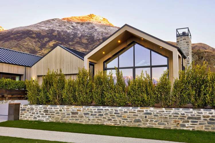 77 Kawarau Heights Boulevard_1