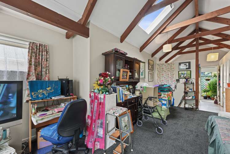 2/12 Marsden Road Stoke_7