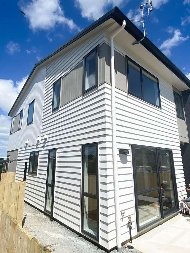 30 Matawhanga Drive Wattle Downs_1