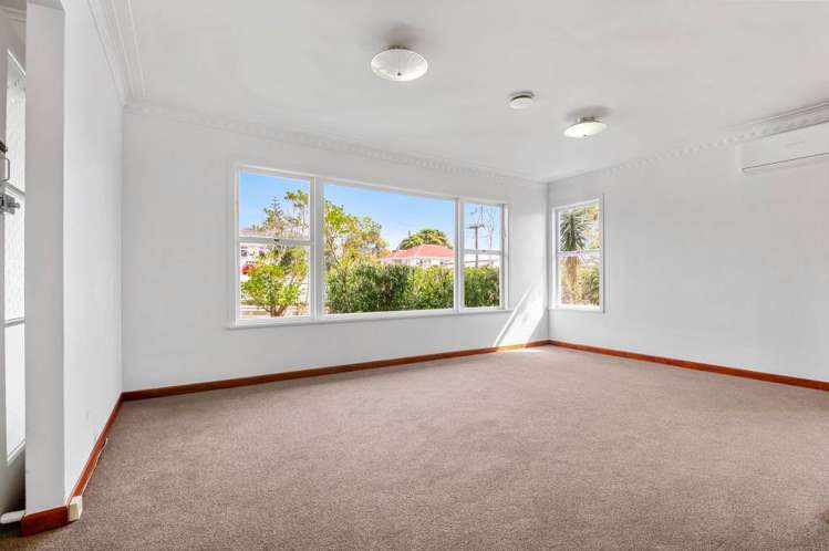 56 Chippendale Crescent Birkdale_1