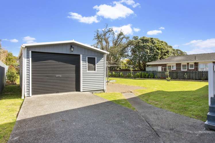 86 Muir Avenue Mangere Bridge_18