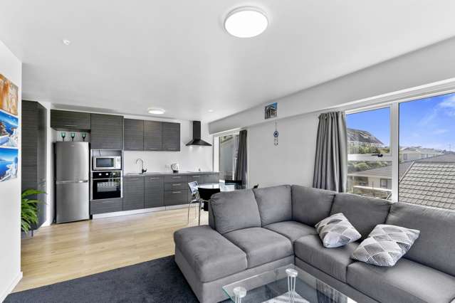 4/32 Akaroa Drive Maupuia_2