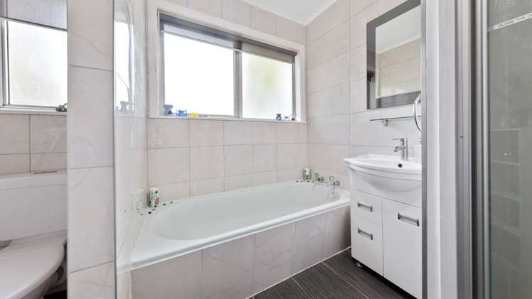 165 Edgewater Drive Pakuranga_7