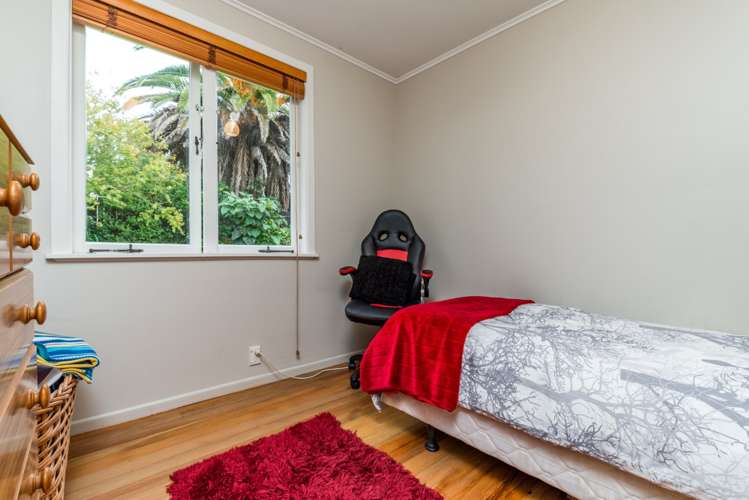 12 Tirimoana Road Te Atatu South_21