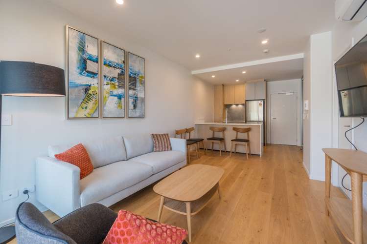 319/5-9 Madeira Lane 1672_1
