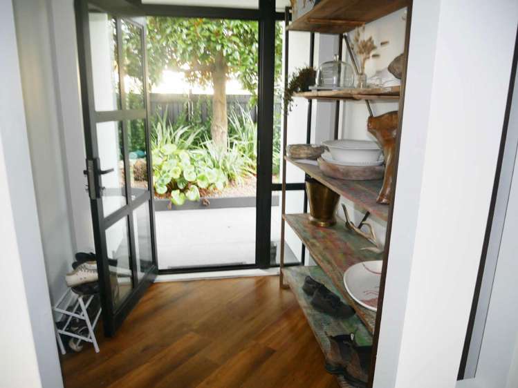 1 Allard Street Edgeware_15