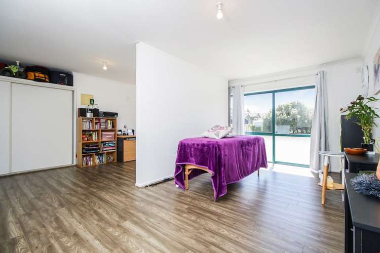 29 Macnean Drive East Tamaki Heights_11