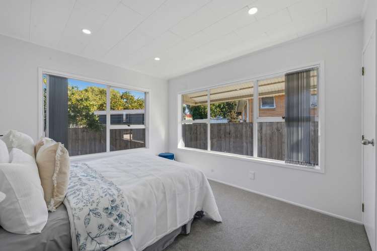 7 Damian Way Weymouth_9