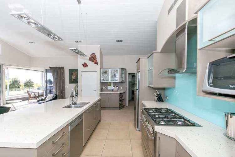 107 Hunt Road Whangamata_12