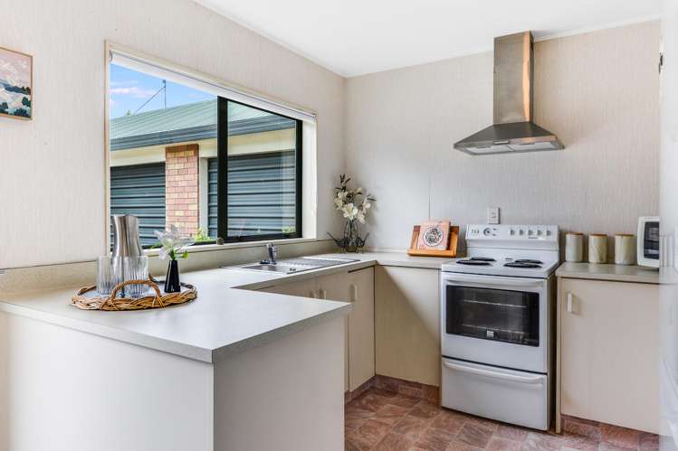 64 Brymer Road Grandview Heights_19