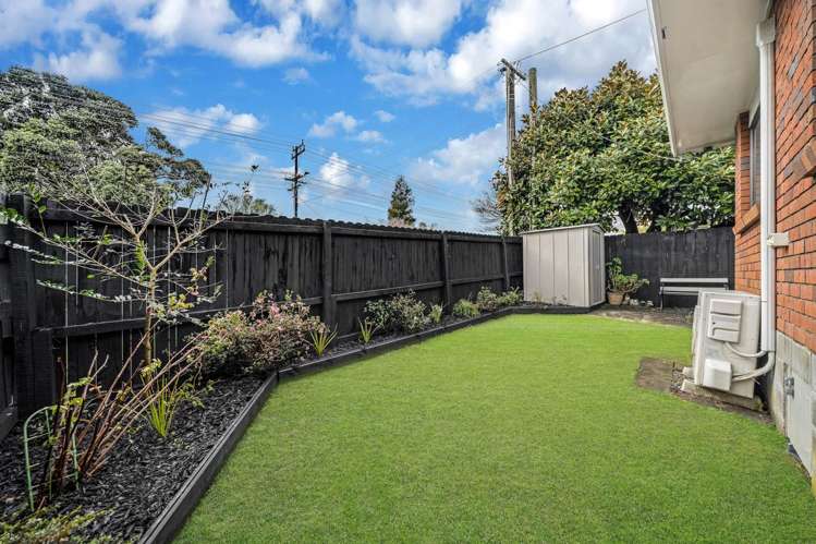 2/60 Flanshaw Road Te Atatu South_12