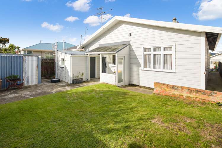 134 Onepu Road Lyall Bay_10