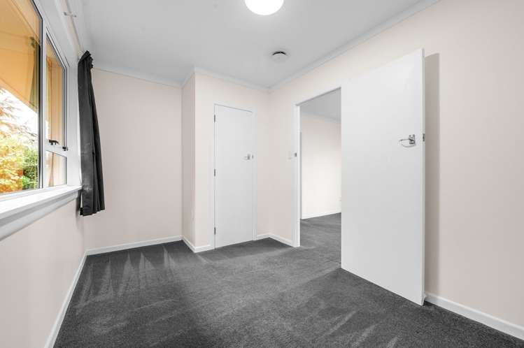 1/81A Carrington Avenue Silverdale_11