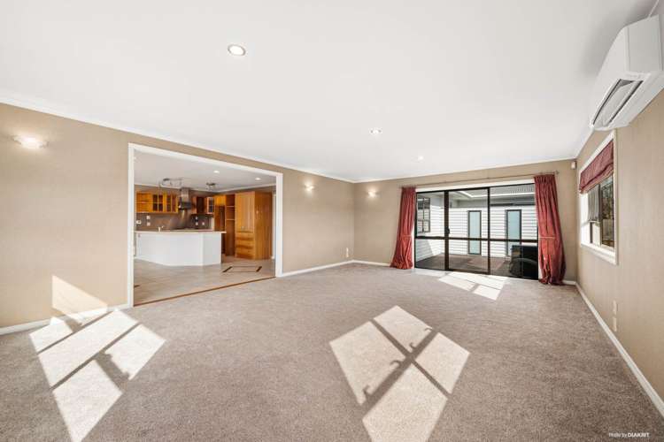 2 Harding Avenue Te Atatu South_5