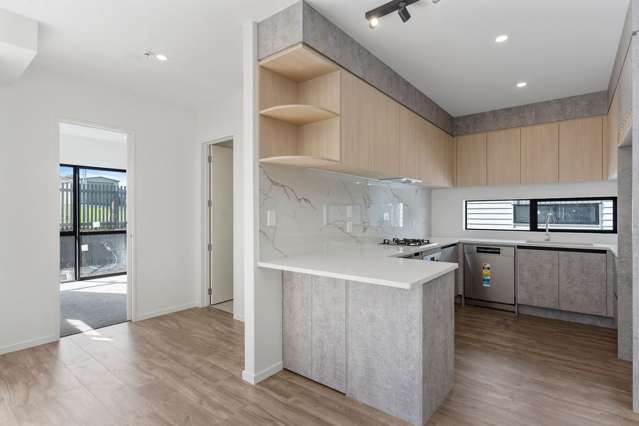 101A Beach Road Te Atatu Peninsula_4