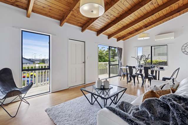 2/48 Barbados Drive Unsworth Heights_2