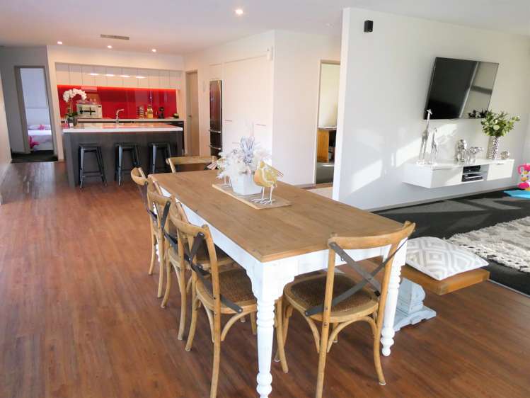 3 Ashley Drive Paroa_3