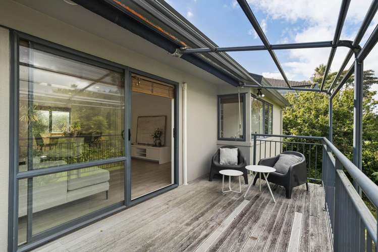 33a Apirana Avenue,_2