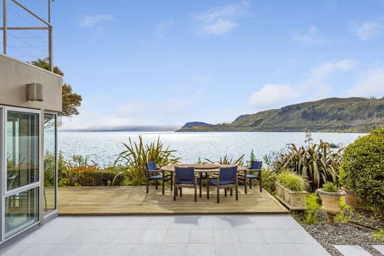 26 Whakamoenga Point Acacia Bay_31