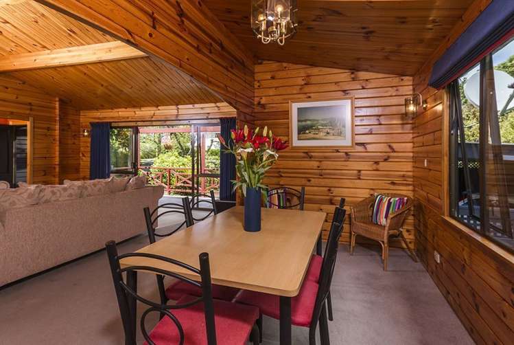 7 Traffic Road Greenhithe_2