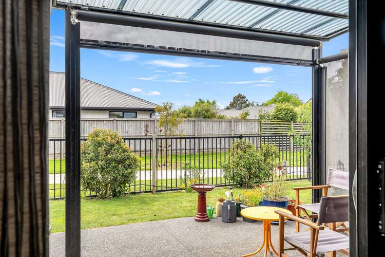 24 Shrimpton Ave Woodend_7