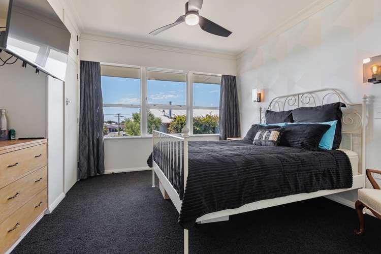 18a Dartmoor Avenue Westown_17