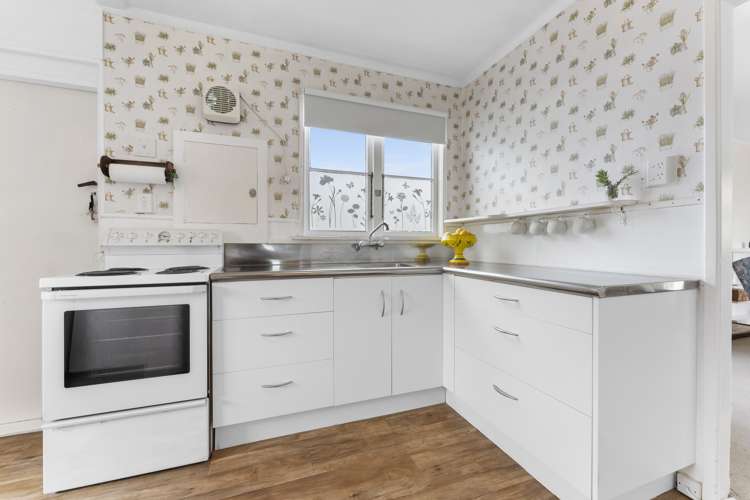 12 Queen Street Pahiatua_7