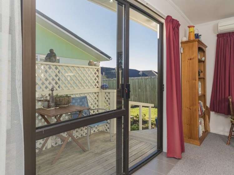 16 Fernlea Rise Richmond_13