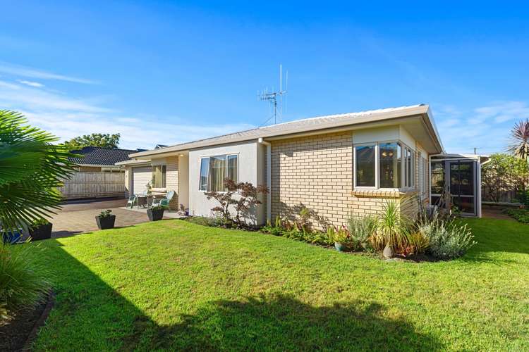 56b Pemberton Crescent Greerton_5
