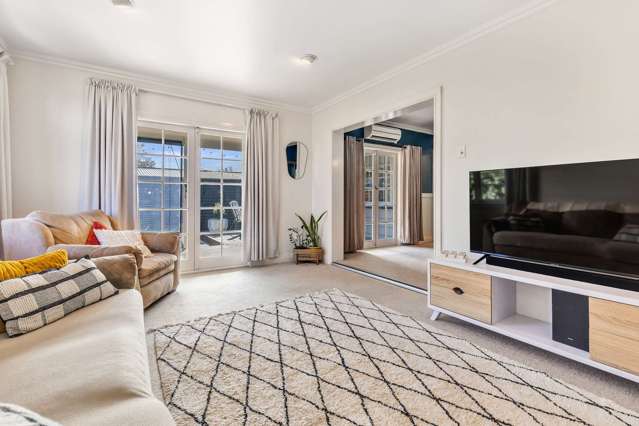 8 Cochrane Street Fairy Springs_3