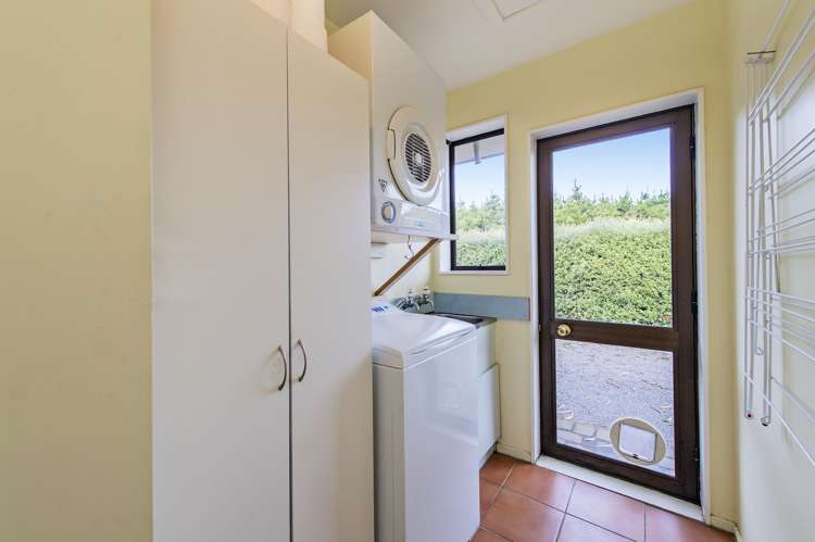 862 Oxford Road Fernside_17