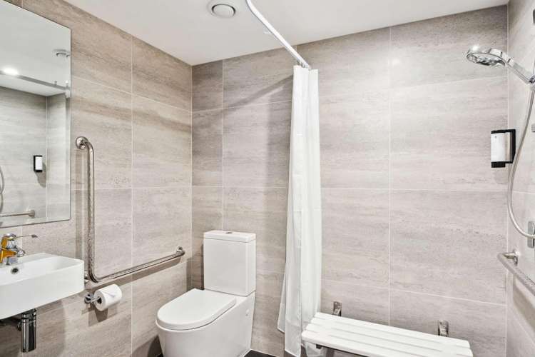 4/2 Powder Terrace Arthurs Point_7