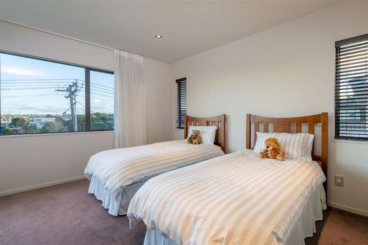 24 Oban Road Browns Bay_15