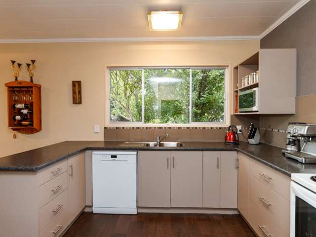 28 Summerhill Drive Fitzherbert_2