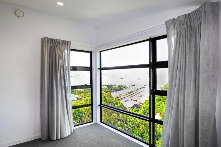 6 Satchell Way Kaiwharawhara_11