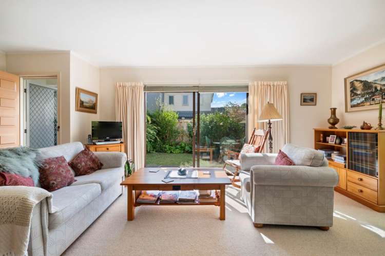 1/32 Scarlock Avenue Browns Bay_5