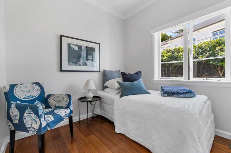 22 Grove Road Narrow Neck_10