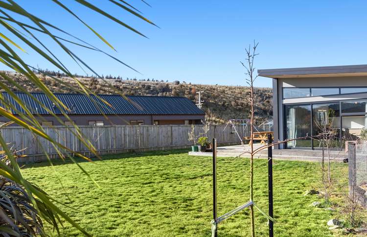 3 Cooper Crescent Luggate_16